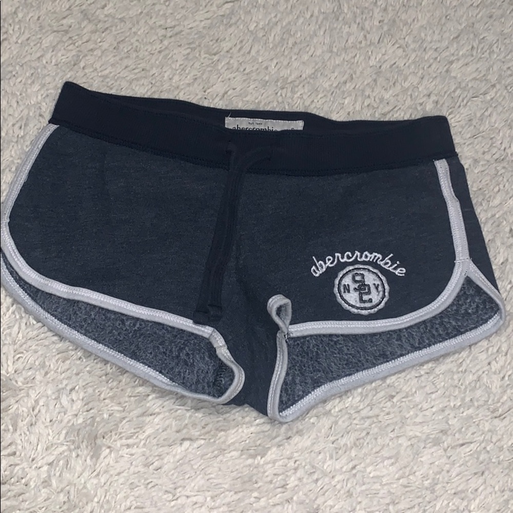 Abercrombie kids shorts
